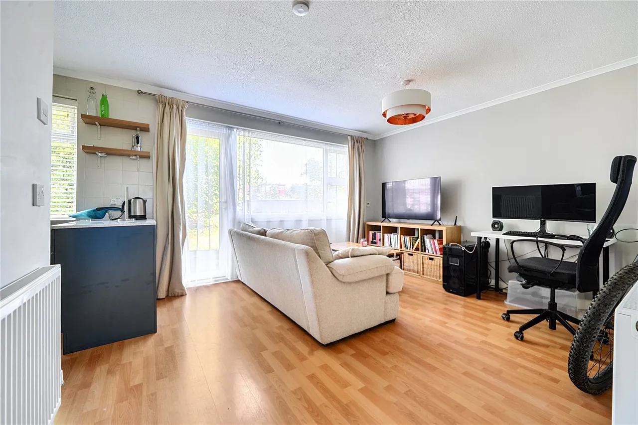 Yew Tree Close, Beaconsfield, HP9, photo 8