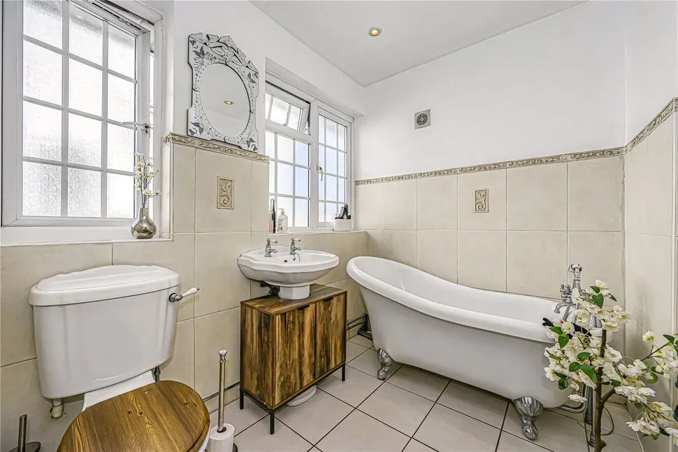 Brunswick Gardens, Fairlop, IG6, photo 7