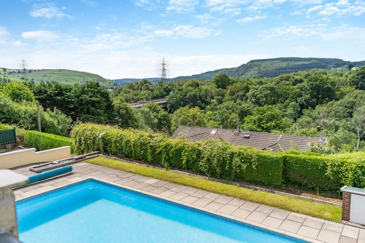 Pentwyn Deintyr, Treharris, CF46, photo 34