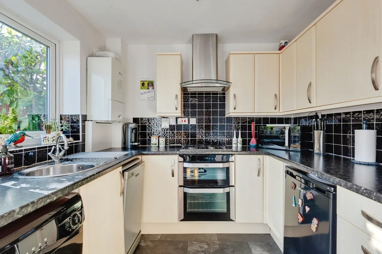 Mellor Close, Runcorn, WA7, photo 10
