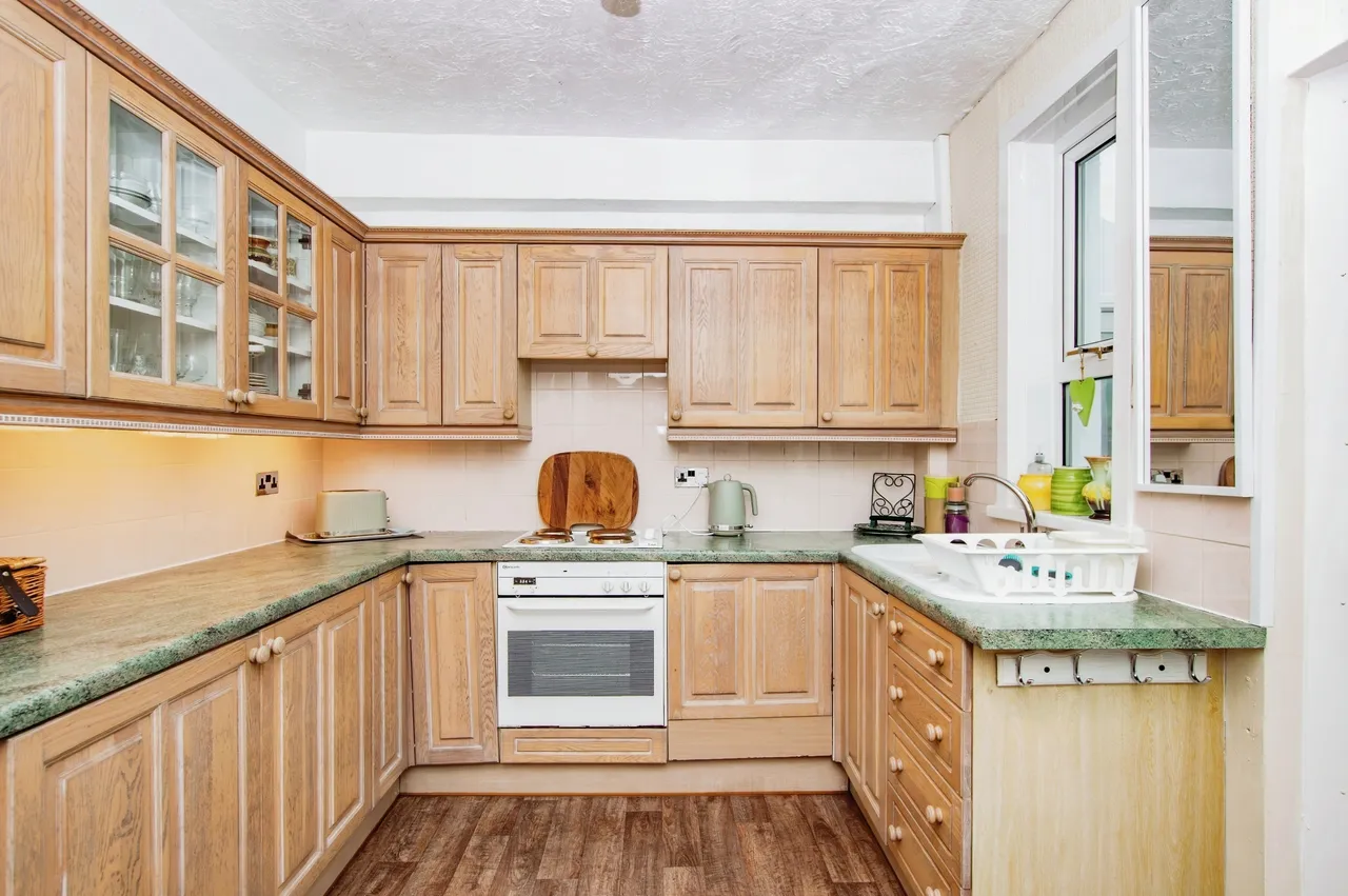 St Brides Hill, Saundersfoot, SA69, photo 7