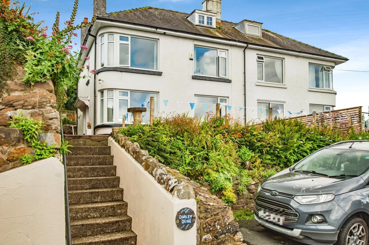 St Brides Hill, Saundersfoot, SA69, photo 3