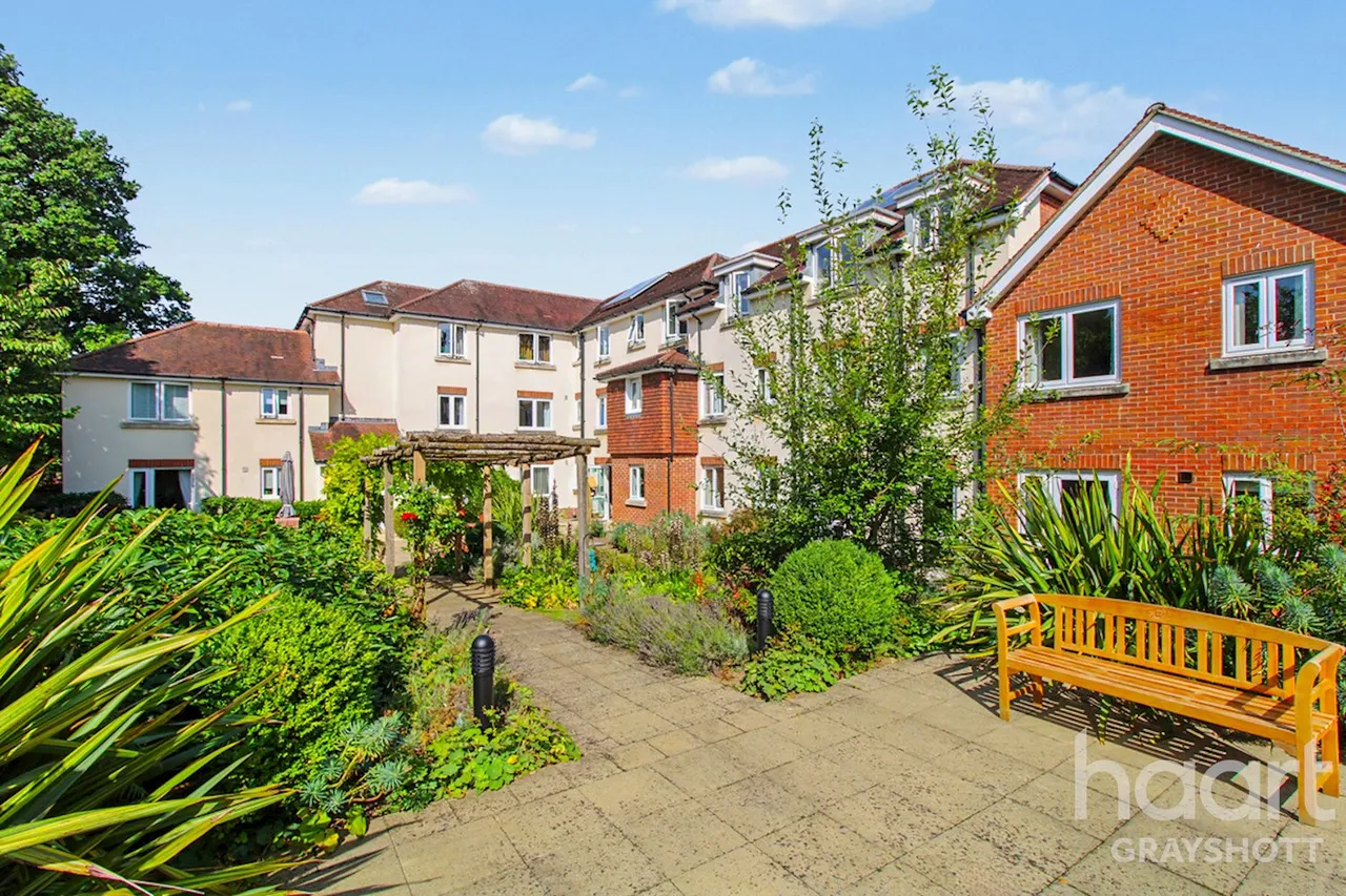 Headley Road, Grayshott, GU26, photo 9