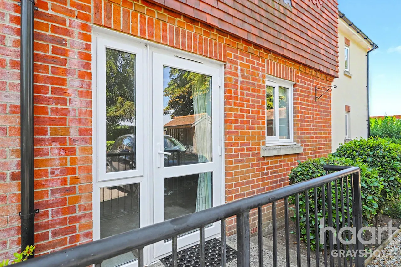 Headley Road, Grayshott, GU26, photo 8