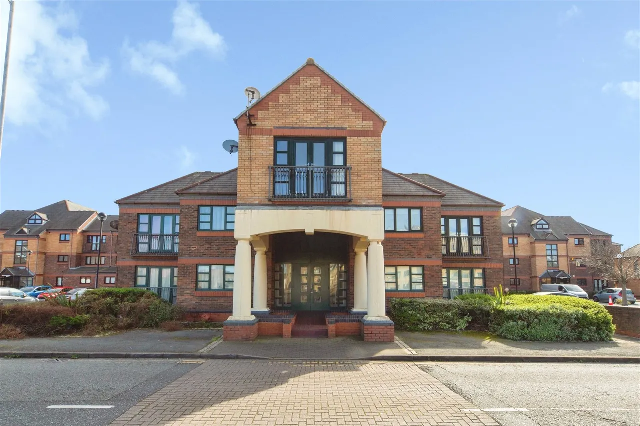 1 bed property for sale, Mariners Wharf, Liverpool, L3