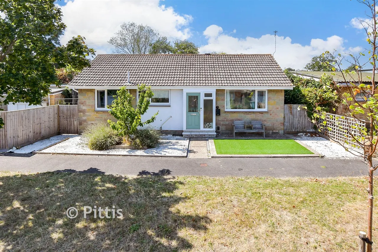4 bed house for sale, Lincoln Way, Bembridge, PO35