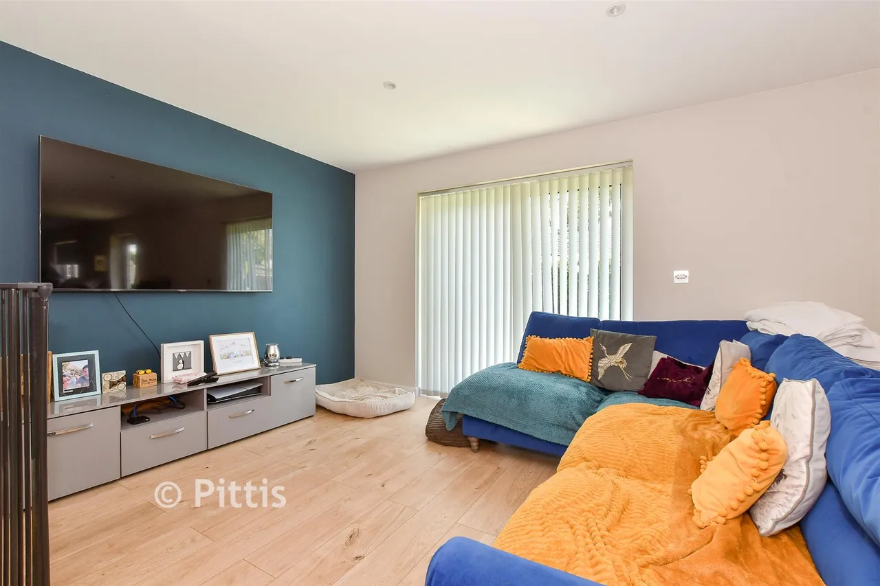 Lincoln Way, Bembridge, PO35, photo 5