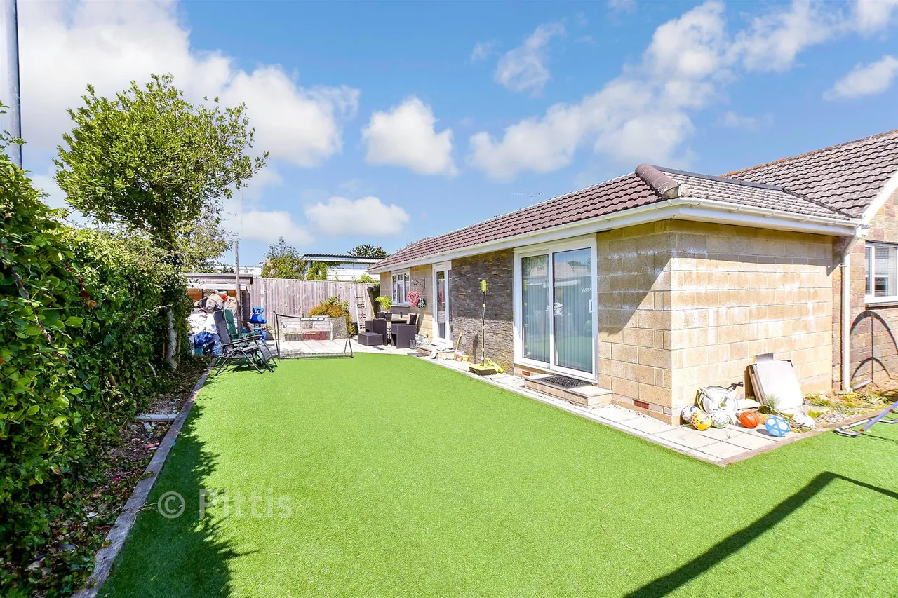 Lincoln Way, Bembridge, PO35, photo 2