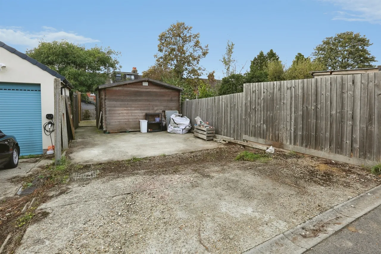Nelson Road, Bishopstoke, SO50, photo 18