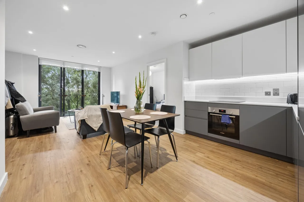 2 bed flat for sale, Mount Yard, Manchester, M4