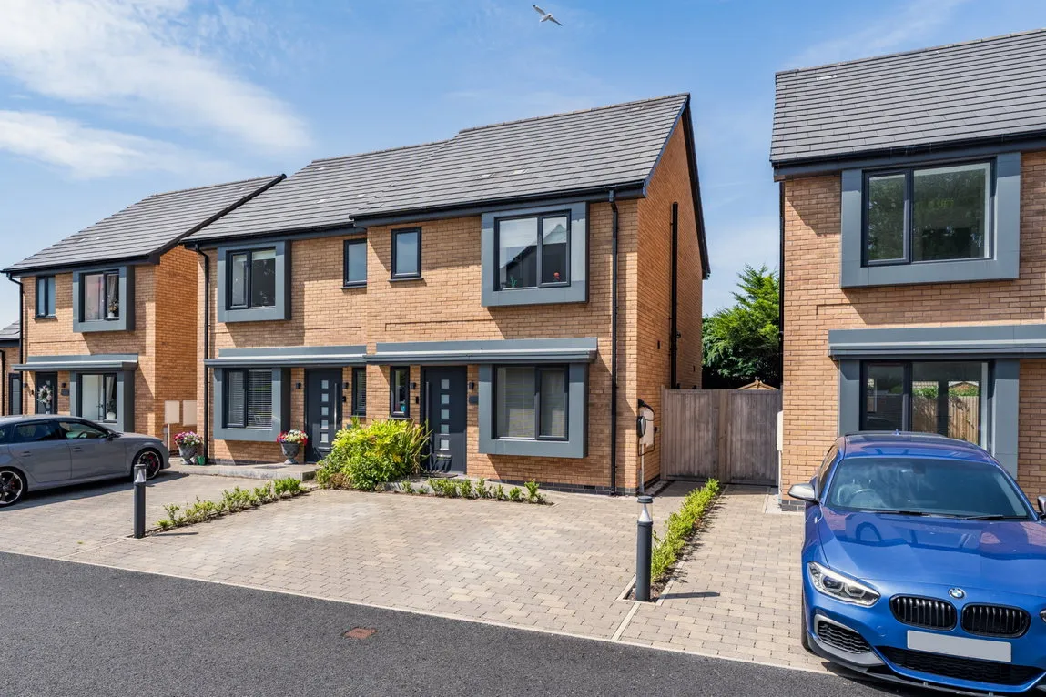 3 bed house for sale — Jubilee Villas, Buckley, Flintshire, CH7 2DU