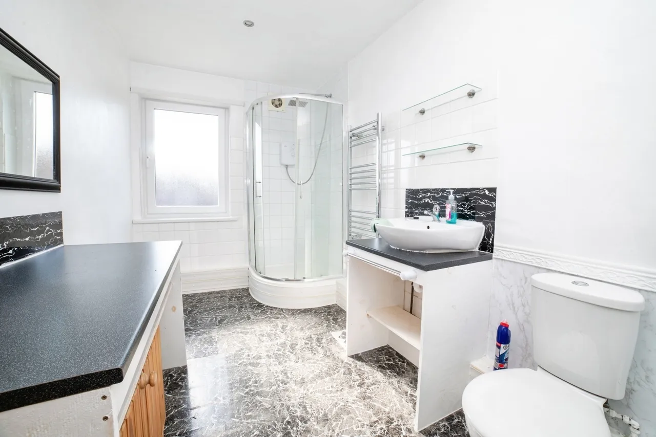 Arundel Drive, Mansfield, Nottinghamshire, NG19, photo 17