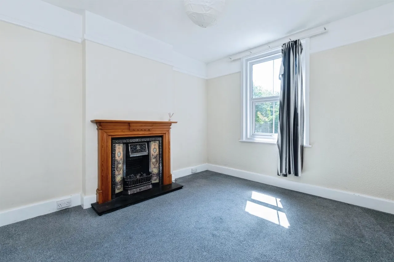Charminster Avenue, Bournemouth, photo 5