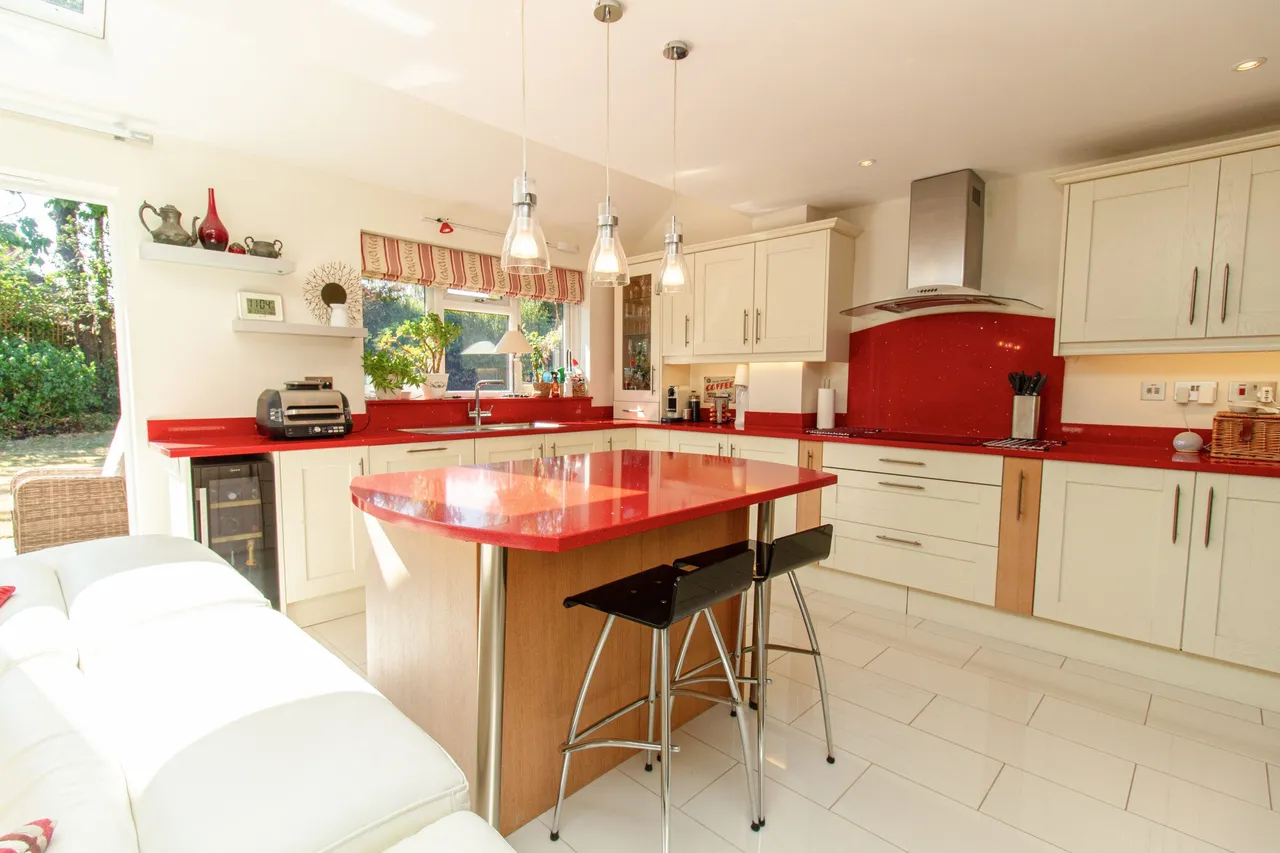 Swan Way, Church Crookham, Fleet, GU51 5TT, photo 6