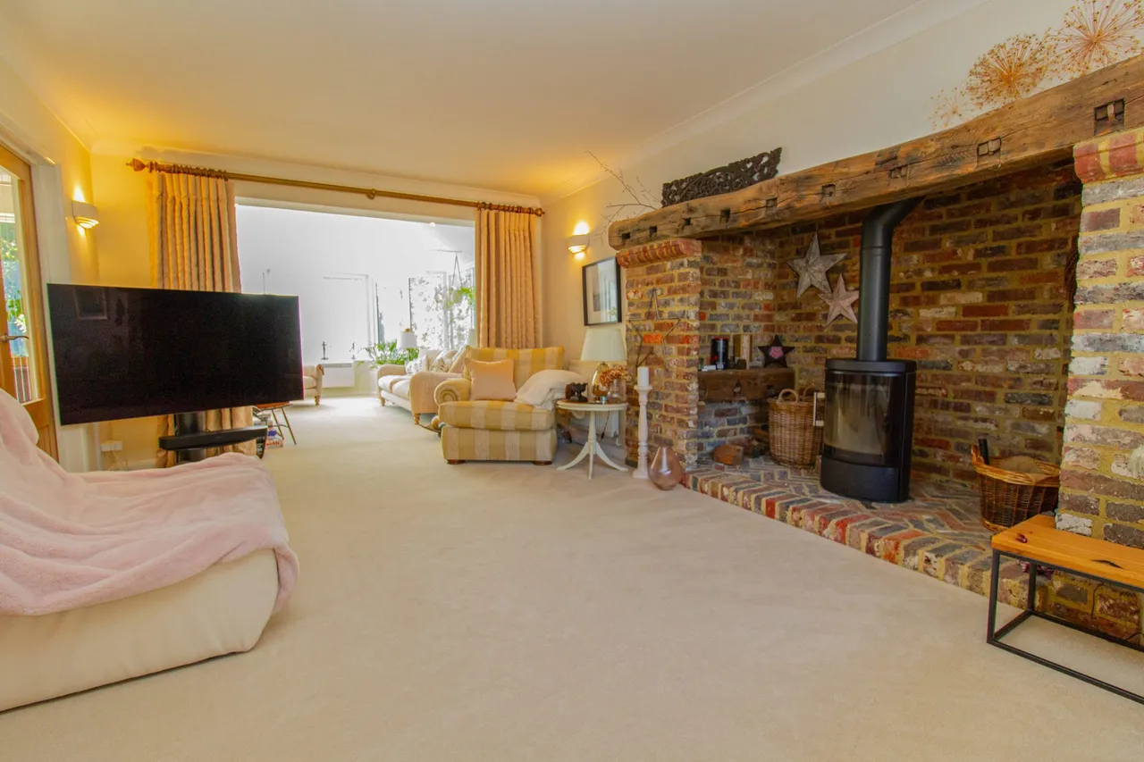 Swan Way, Church Crookham, Fleet, GU51 5TT, photo 4