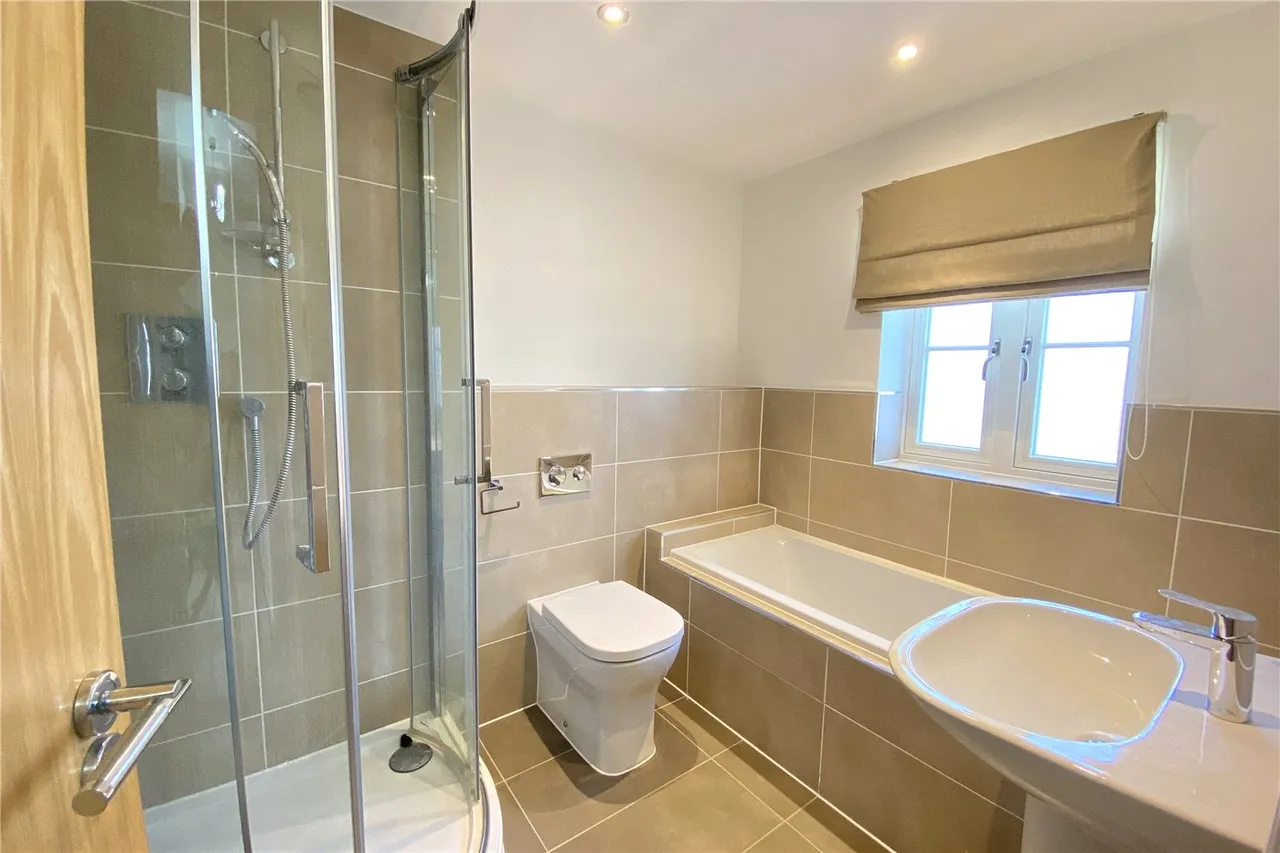 Aylesbury End, Beaconsfield, HP9, photo 10
