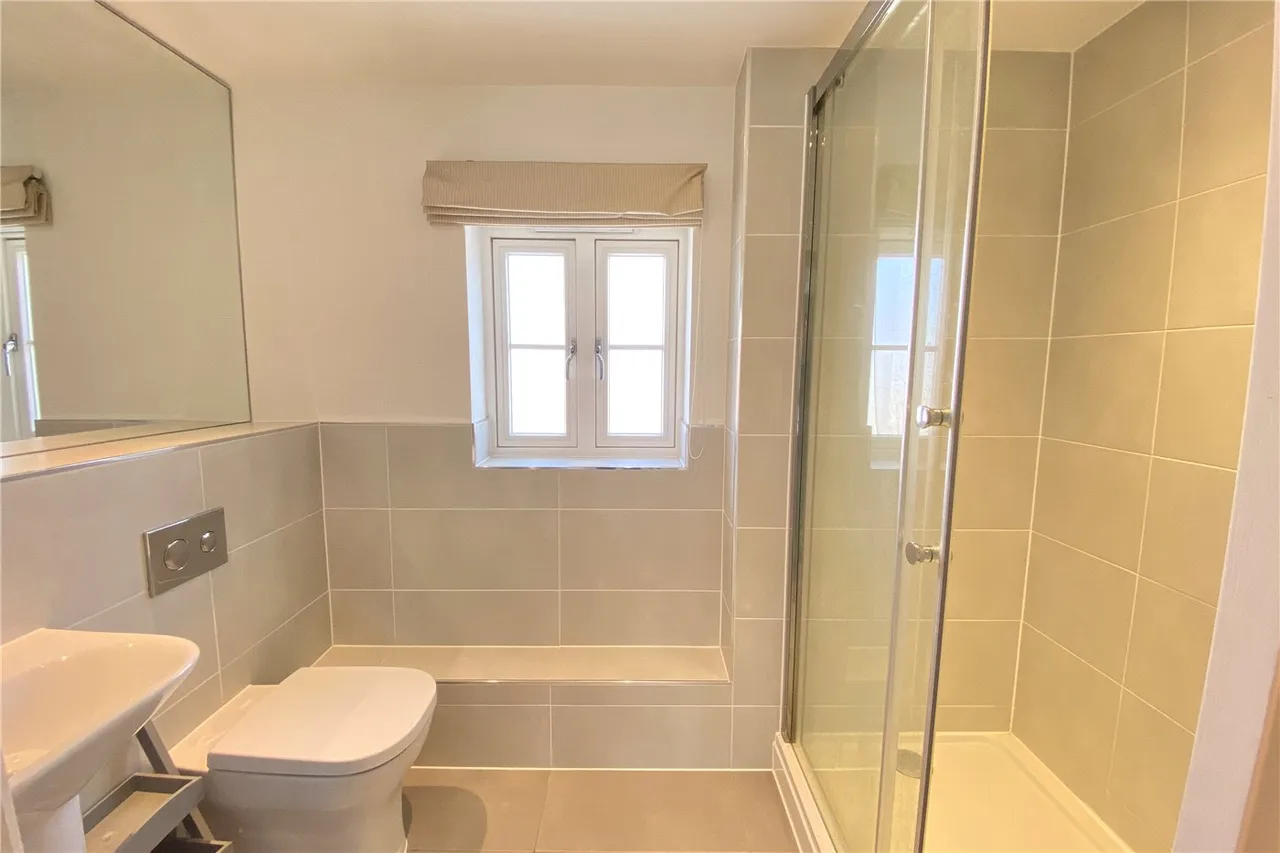Aylesbury End, Beaconsfield, HP9, photo 8