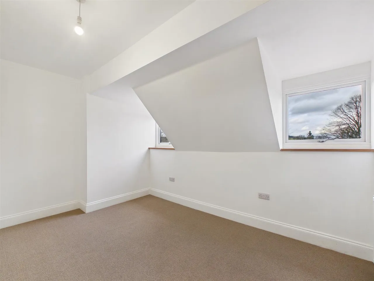Temple Road, Buxton, photo 6