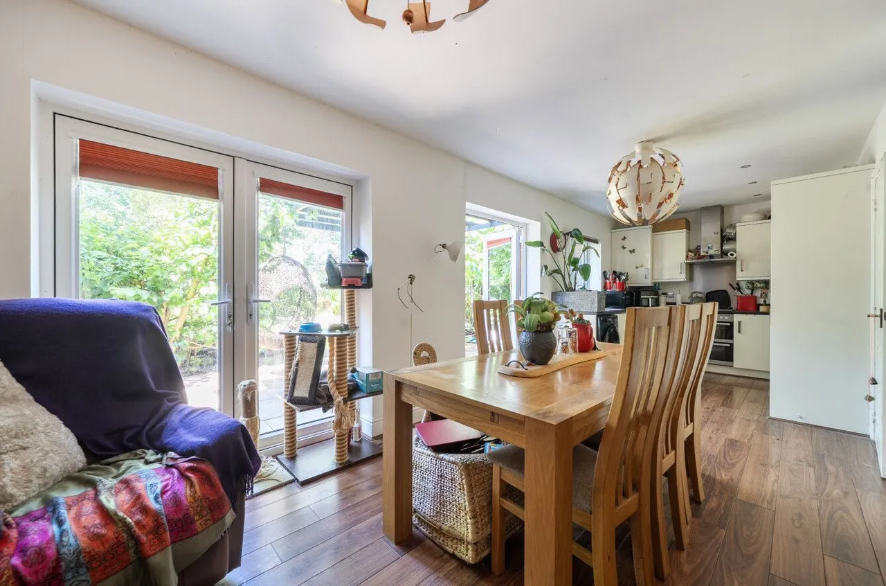 Damask Way, Warminster, BA12, photo 9