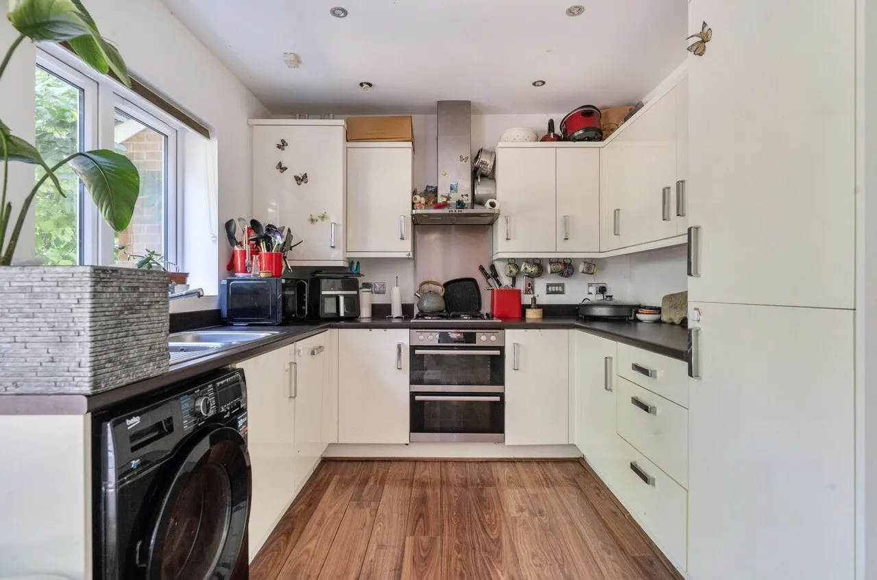 Damask Way, Warminster, BA12, photo 7