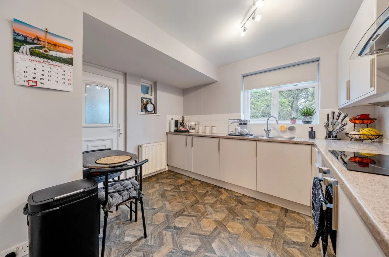 Chaucer Avenue, Pudsey, LS28, photo 4