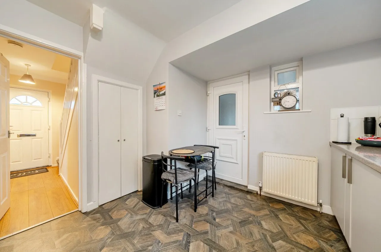 Chaucer Avenue, Pudsey, LS28, photo 21