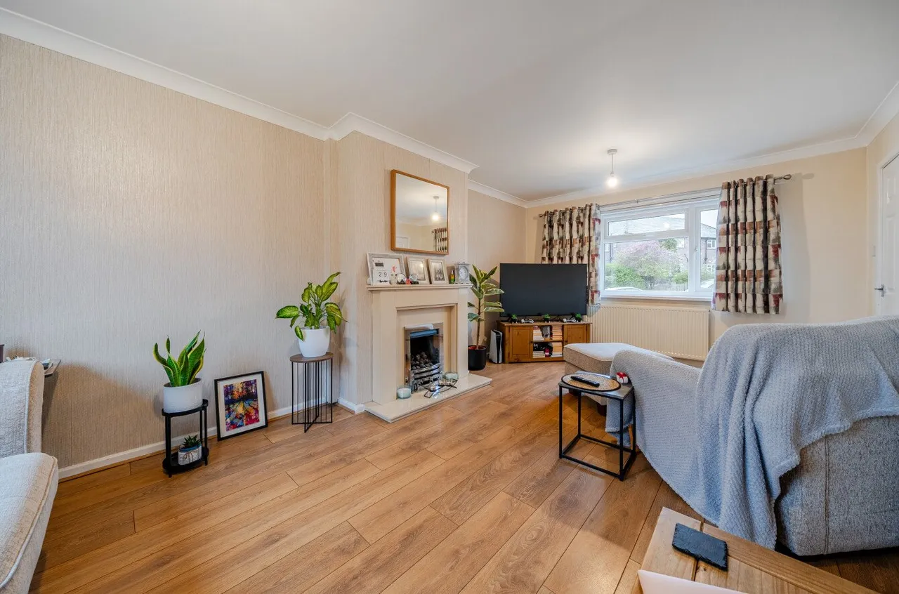 Chaucer Avenue, Pudsey, LS28, photo 3