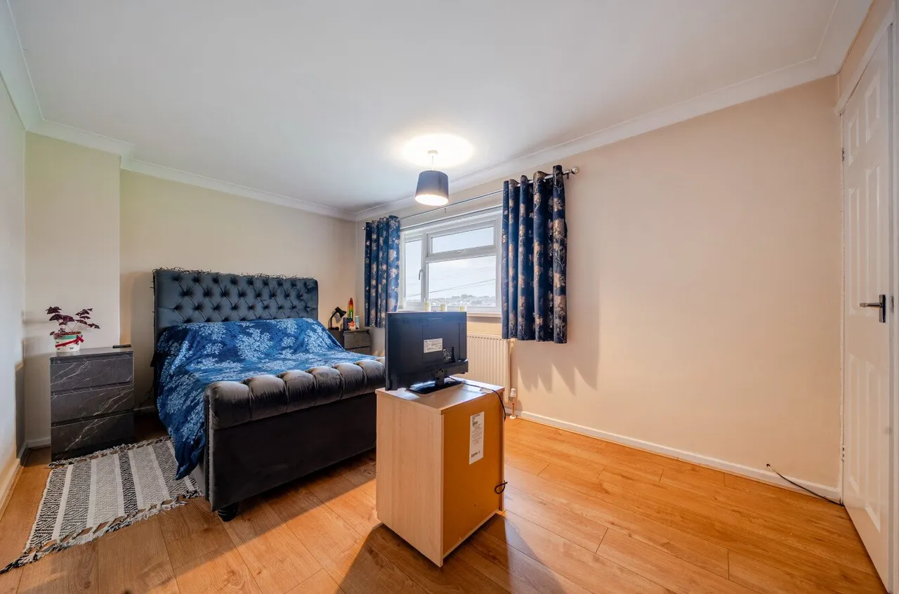 Chaucer Avenue, Pudsey, LS28, photo 5