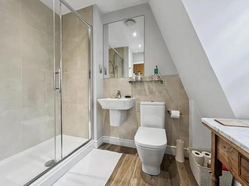 Stonehill Road, London, SW14, photo 8