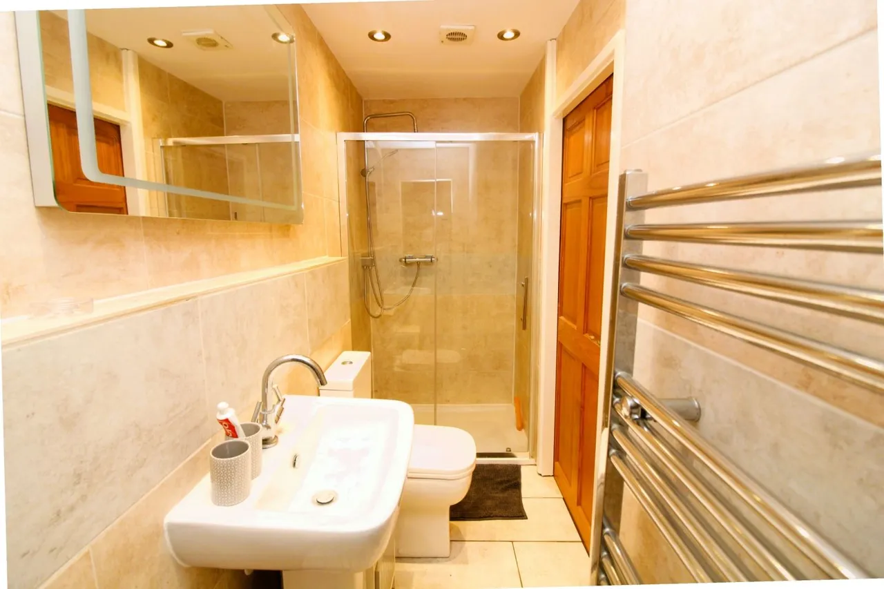Bath Road, Bridgwater, TA6, photo 17