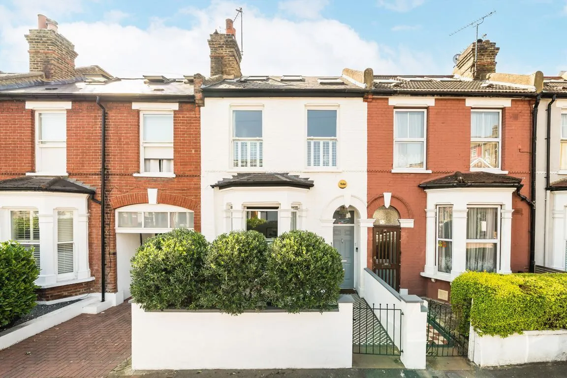 5 bed house for sale, Harberson Road, SW12