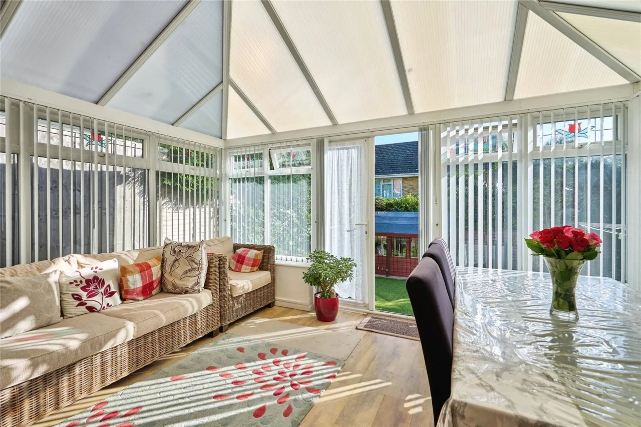 Pitt Street, Ryde, PO33, photo 12