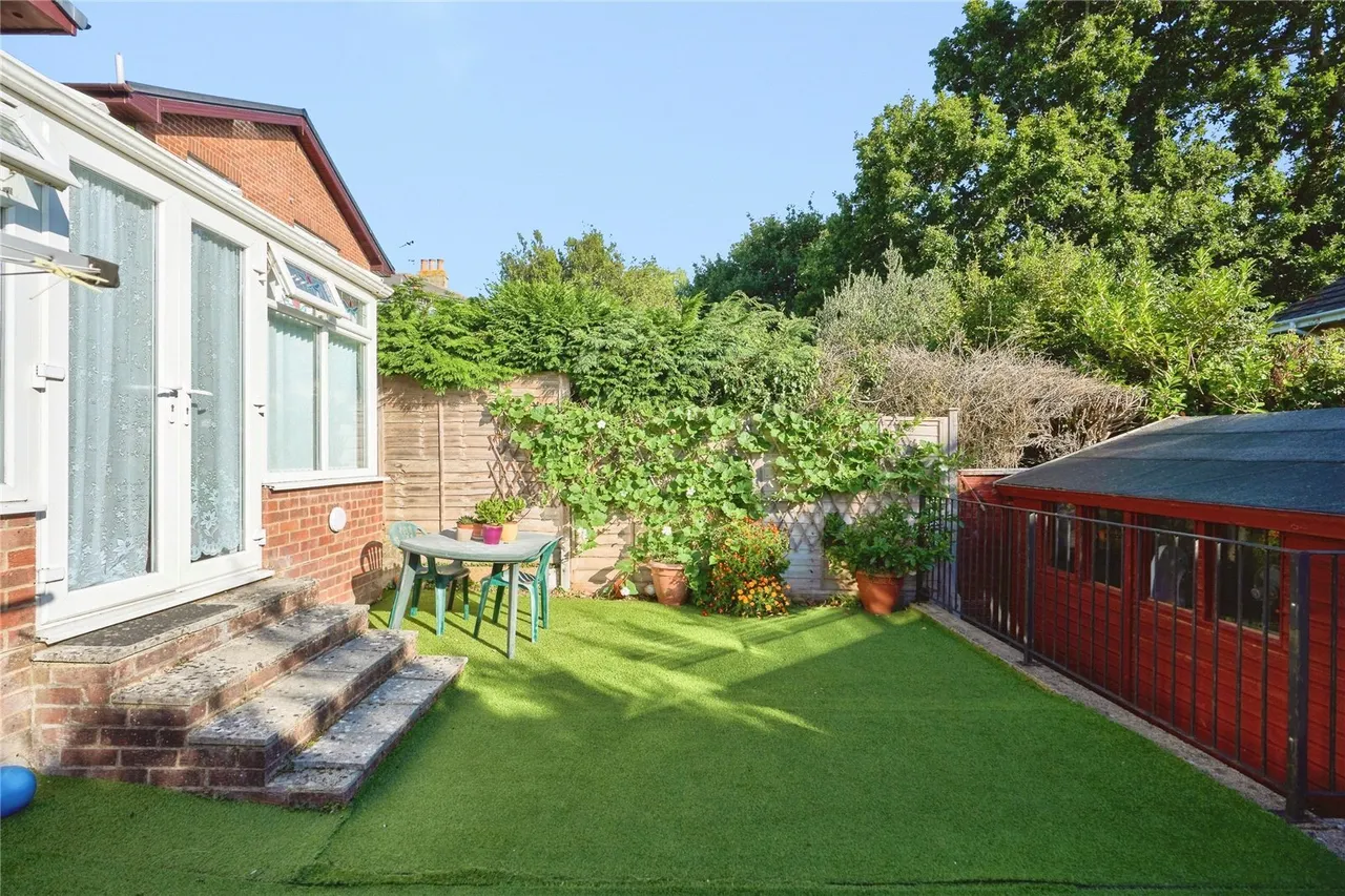Pitt Street, Ryde, PO33, photo 14