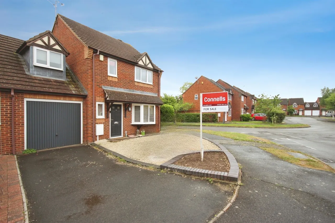 4 bed house for sale — Weilerswist Drive, Whitnash, Leamington Spa
