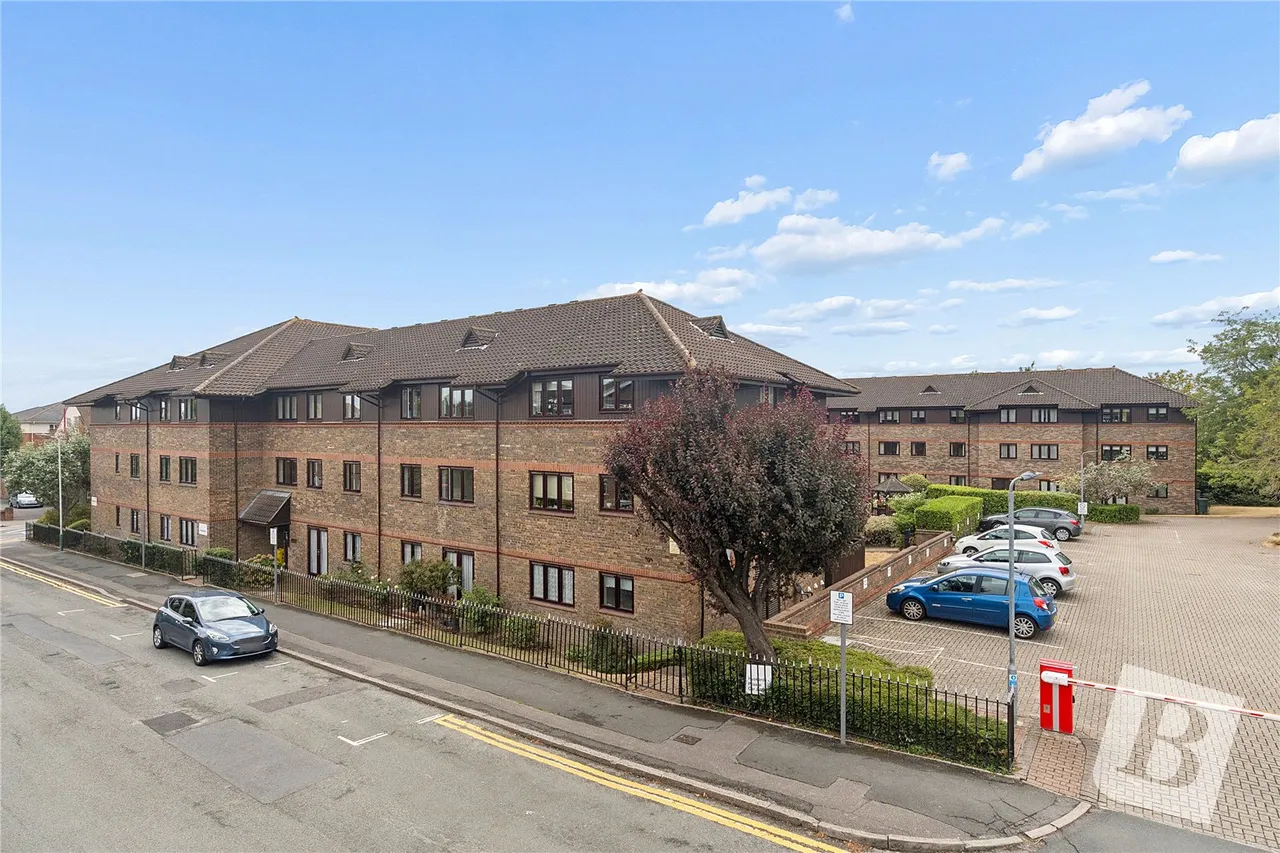 Waldegrave Gardens, Upminster, RM14, photo 12
