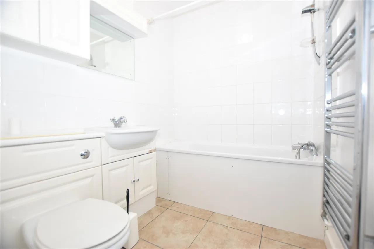 Birchanger Road, London, SE25, photo 7
