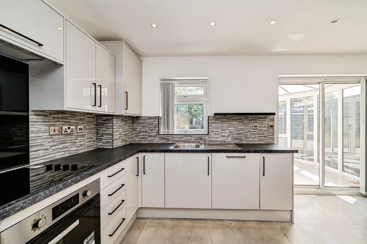 Alvista Avenue, Taplow, SL6, photo 2