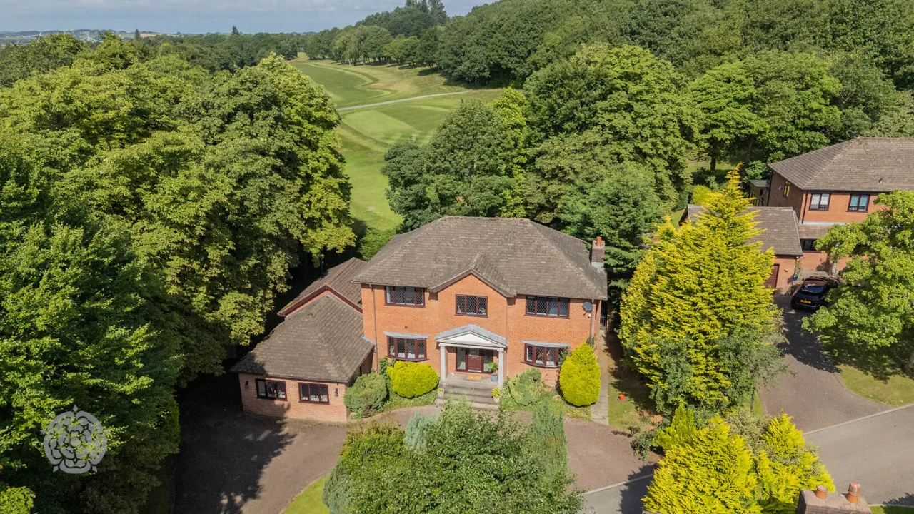 4 bed house for sale — The Kilphin Princess Road, Lostock, Bolton, BL6 4DR