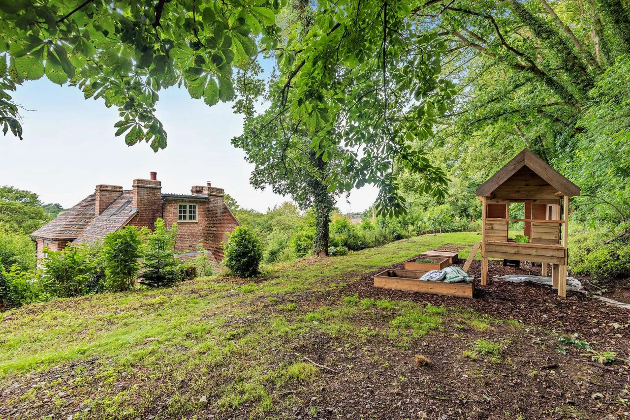 Worcester Road, Newnham Bridge, WR15, photo 18