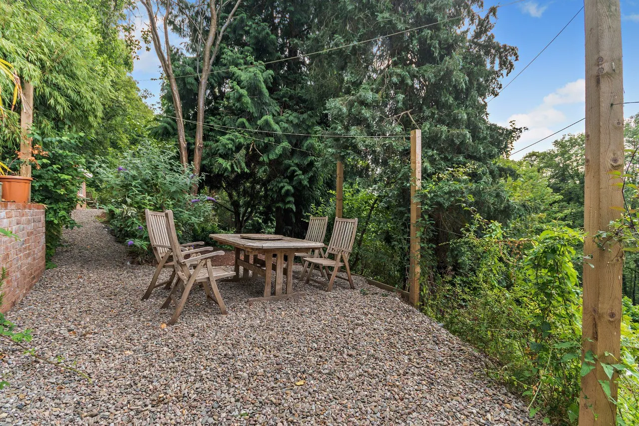 Worcester Road, Newnham Bridge, WR15, photo 16
