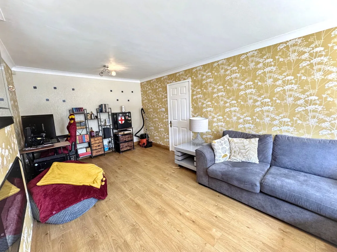 Ffordd Y Berllan, Towyn, Conwy, LL22 9LZ, photo 4