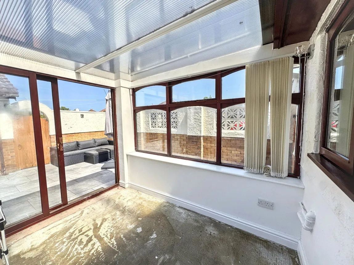 Ffordd Y Berllan, Towyn, Conwy, LL22 9LZ, photo 12