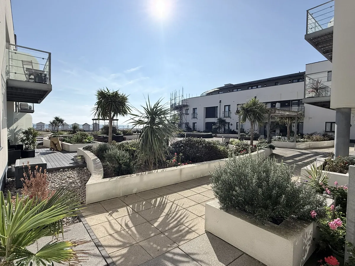 1 bed flat for sale, The Waterfront, Worthing, BN12