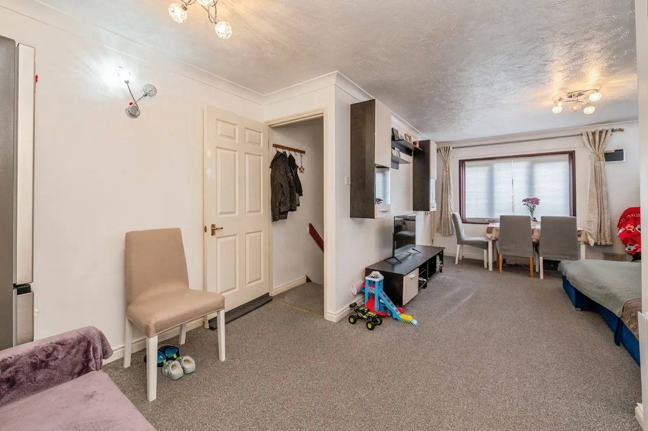 Wharf Road, Grays, Essex, RM17, photo 8