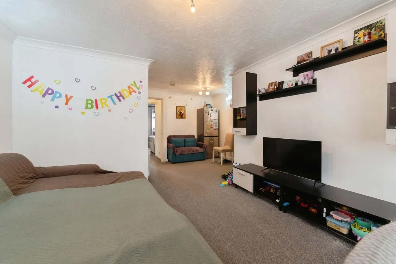 Wharf Road, Grays, Essex, RM17, photo 10