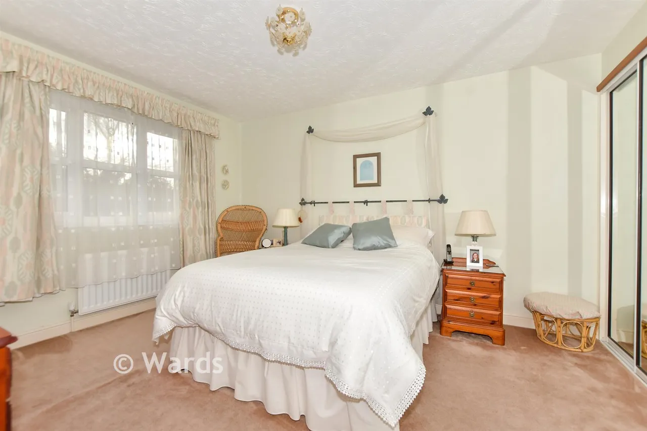 East Northdown Close, Cliftonville, CT9, photo 7