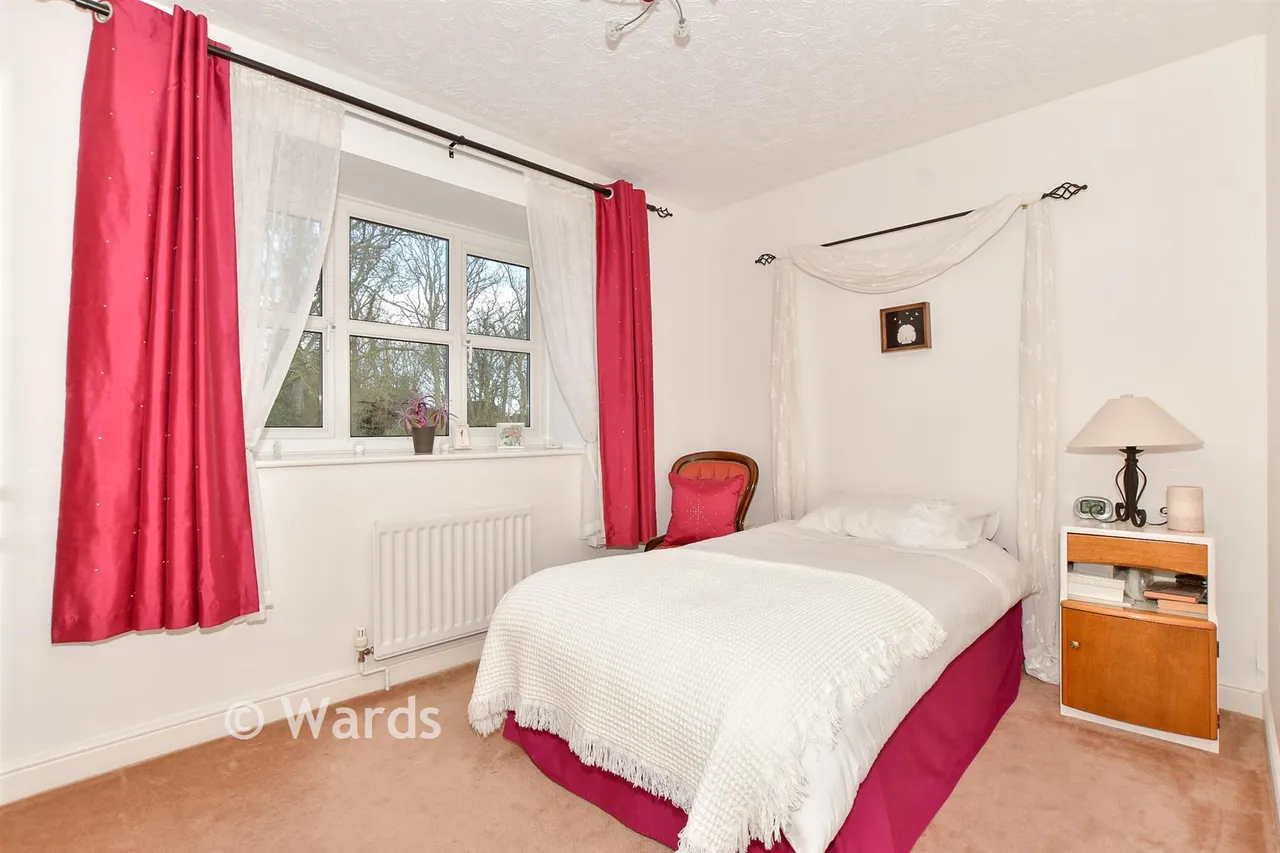 East Northdown Close, Cliftonville, CT9, photo 8
