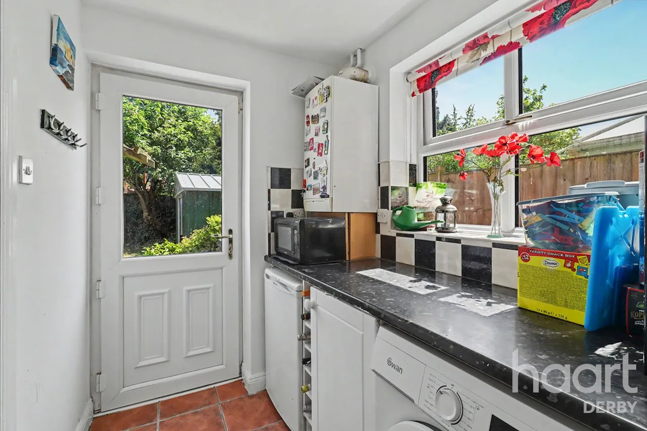 Copse Grove, Heatherton Village, DE23, photo 5