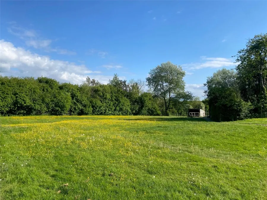 The Bury, A distinguished Grade II listed country house with separate 3-bedroom cottage, SG11, photo 33