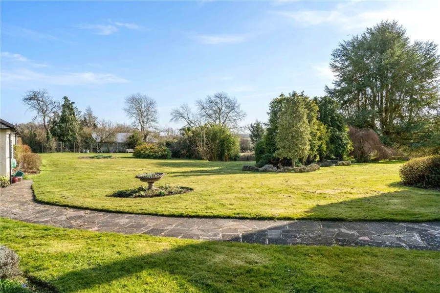 The Bury, A distinguished Grade II listed country house with separate 3-bedroom cottage, SG11, photo 23